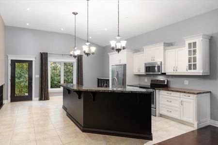 For Lease - 7 Sapphire Court, St. Catharines, Ontario - Photo 2