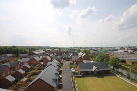 Woodfield Road, Altrincham, WA14 - Photo 4