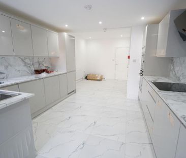 1 bedroom in a house share to rent - Photo 5