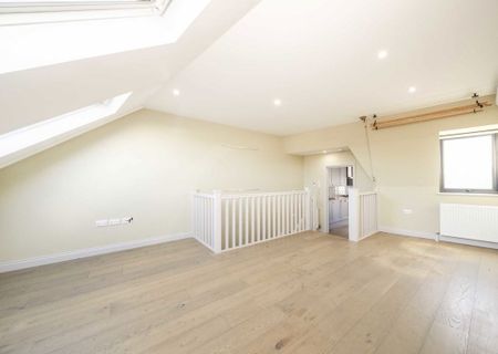 Cavendish Road, SW12 0PL, London - Photo 2