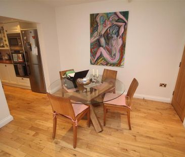 3 bedroom terraced house to rent - Photo 4