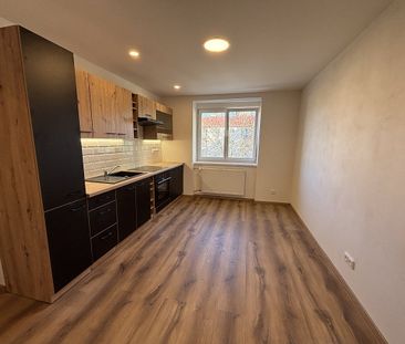 Pronájem bytu 2+1 53 m² - Photo 1