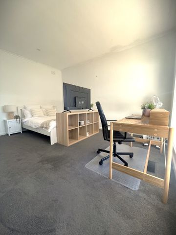 Hampton East - Photo 4