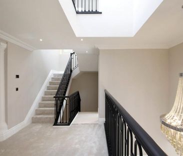 6 bedroom detached house to rent - Photo 4