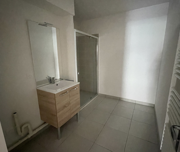 Location Appartement 3 pièces 66m² - Photo 5