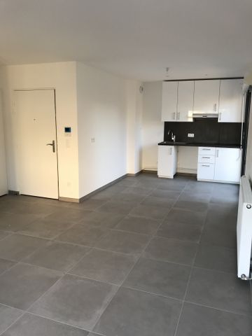 Location Appartement 2 pièces 44m² CONFLANS STE HONORINE 78700 - Photo 3