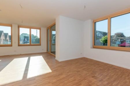 Großzügige Neubauwohnung mit Dachterrasse - Photo 2