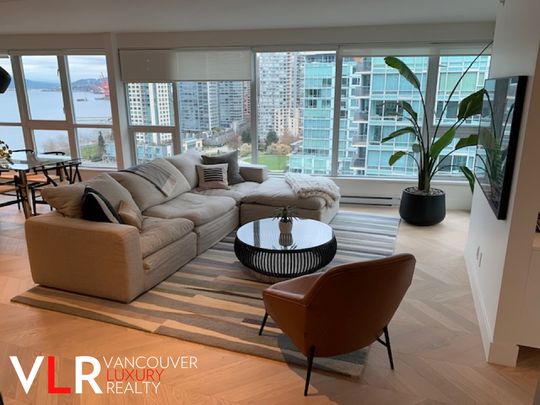 Condo in Downtown Vancouver, BC - Photo 1