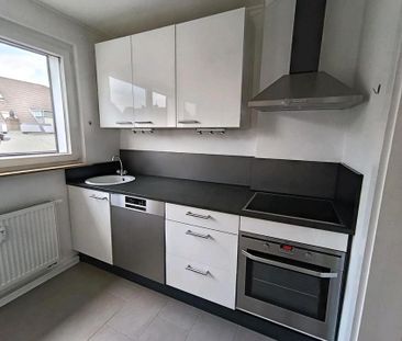 Helle, moderne Wohnung in 2. Etage mit Ausblick - Photo 1