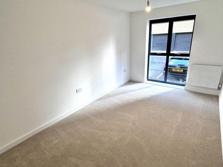 2 bedroom apartment to rent - Photo 4