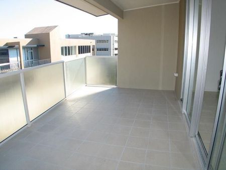 Modern Comfort Bowen Hills Apartment - Photo 3