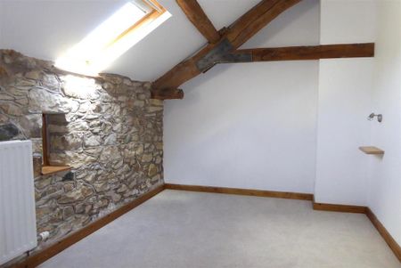 2 bedroom end of terrace house to rent - Photo 4