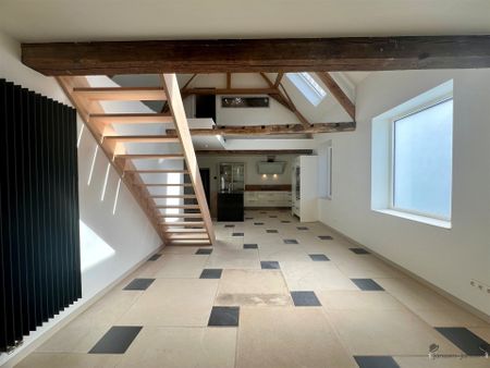 Gerenoveerde hoeve met karakter, duurzame afwerking en lage EPC-waarde - Photo 3