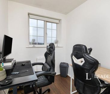 3 bedroom terraced house to rent - Photo 5