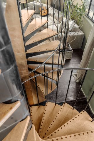 Thinking of selling? Contact our agent - Photo 2