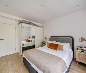 Barrow Hill Estate, London, NW8 - Photo 6