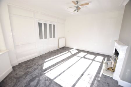 123, Leeds Road, Bramhope, Leeds, West Yorkshire, LS16 9BL - Photo 3