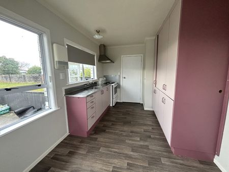 Levin - 2 Bedrooms - Photo 5