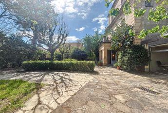 Casa señorial junto a la Clínica Teknon, Barcelona
