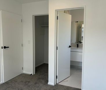 117d Edinburgh Street - Photo 3