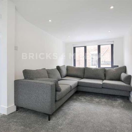 (?.ppw) Bills Included Westgate Road, City Center, Newcastle Upon Tyne, NE4 - Photo 1