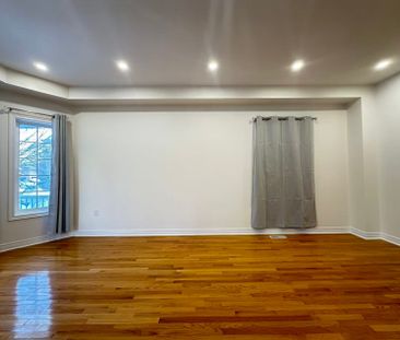 For Lease - 29 Libra Avenue, Richmond Hill, Ontario - Photo 3