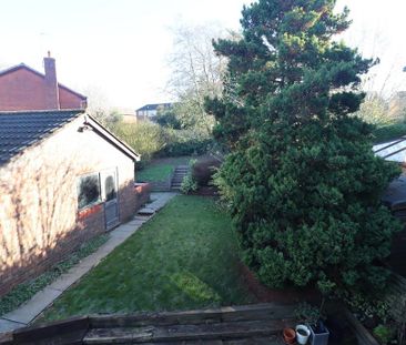 4 bedroom detached house to rent - Photo 2