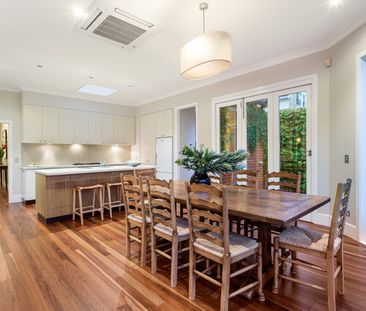 110 Harcourt Street, Hawthorn East VIC 3123 - House For Rent | Domain - Photo 4