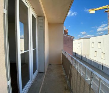 Location Appartement 3 pièces 52m² VALENCE 26000 - Photo 6