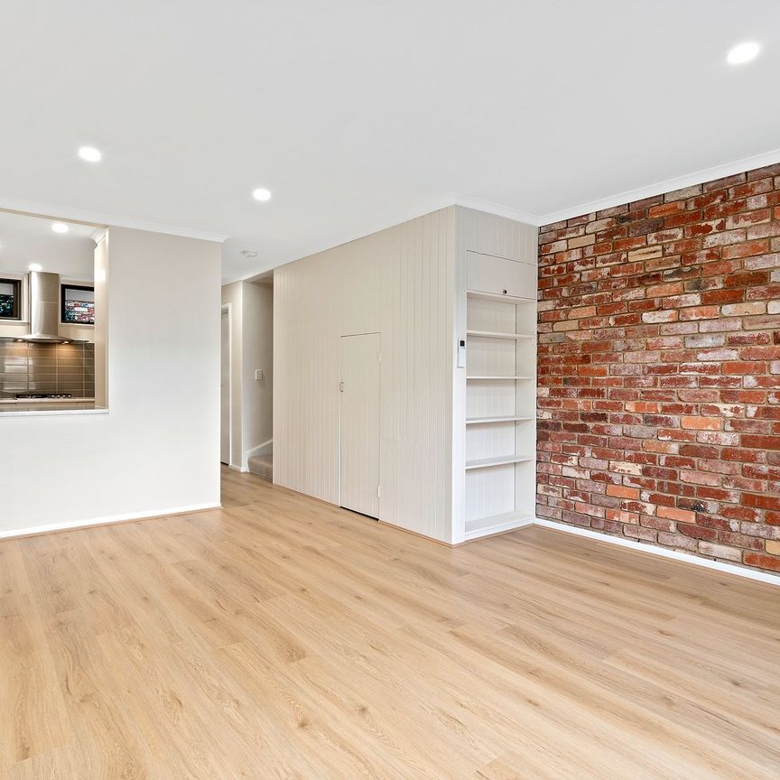 2/26 Gordon Street, Balwyn - Photo 1