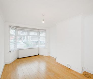 2 bedroom maisonette to rent - Photo 6