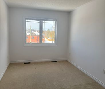 For Lease - 386 Centre Street, Essa, Ontario - Photo 3