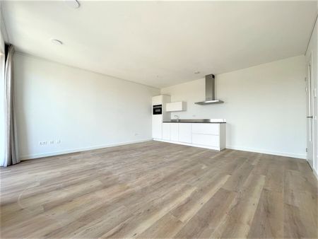 Appartement te huur: Céramiquelaan 729 1031 KG Amsterdam - Photo 2