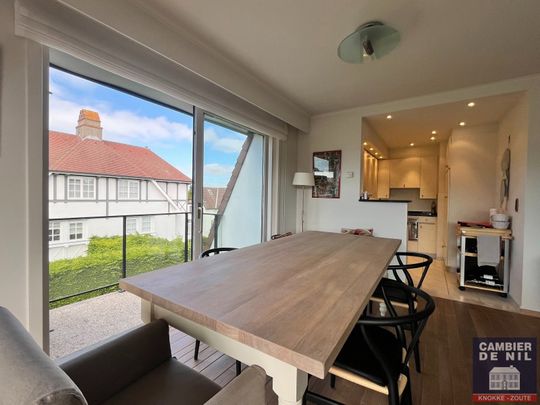 Prachtig ongemeubeld appartement op enkele stappen van het Albertplein! - Foto 1