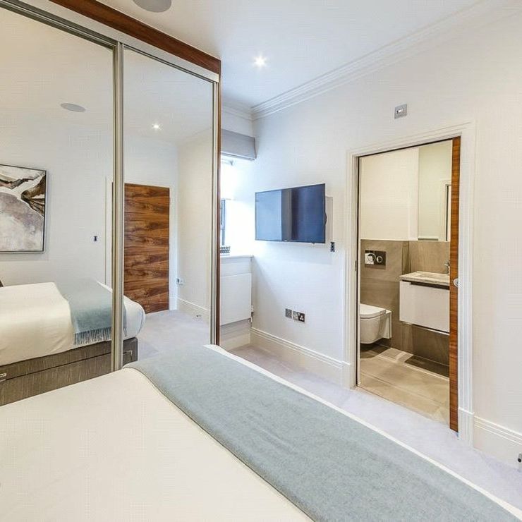 2 bedroom Flat to rent in Palace Wharf, Rainville Road, London, Hammersmith, W6 - Photo 1