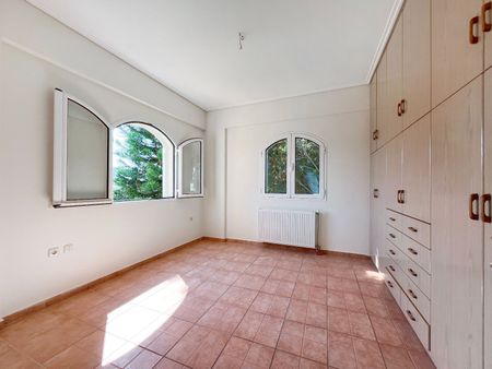 Μονοκατοικία για ενοικίαση Πόρτο Ράφτη (Μαρκόπουλο) - Φωτογραφία 3