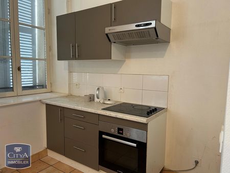 Location Appartement 3 pièces 68m² BOURG EN BRESSE 01000 - Photo 2