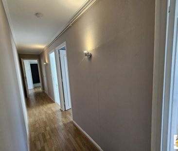 Location Appartement 5 pièces 92m² LE HAVRE 76600 - Photo 1