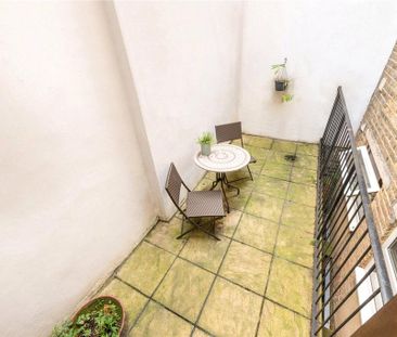 3 bedroom flat to rent - Photo 4