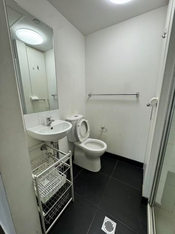 Fully Furnished 1-Bedroom Apartment with Study and Balcony - Photo 5