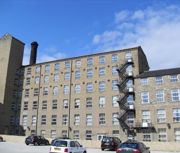 2 bedroom Flat To Let - Photo 5