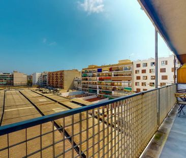 Avinguda del Port, Valencia, Valencian Community 46021 - Photo 2