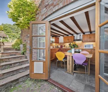 3 bedroom terraced house to rent - Photo 6