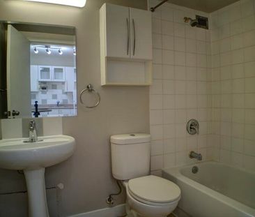 Edmonton Unfurnished apartment Rental in Garneau - Concord Tower - ... - Photo 2