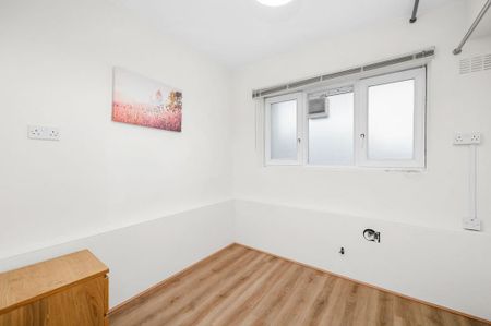 4 bedroom flat to rent - Photo 5