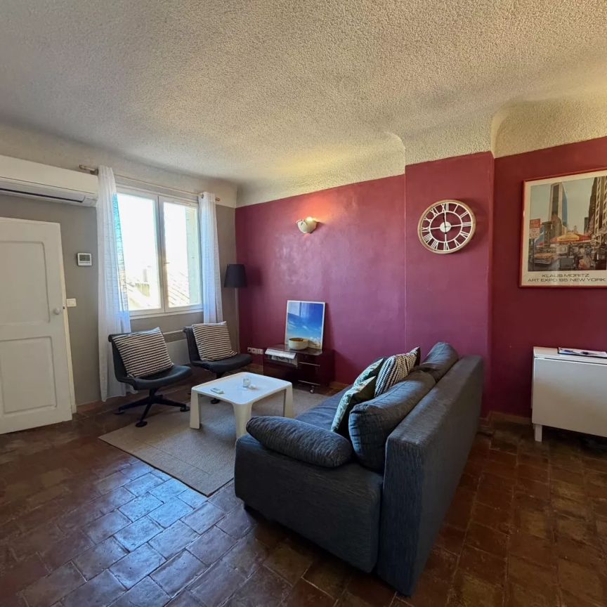 A LOUER - AIX EN PROVENCE - COURS MIRABEAU - T2 MEUBLE sur deux niveaux - Photo 1