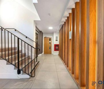 Arrandene Apartments, Silverworks Close, London, NW9 - Photo 3