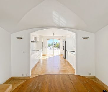 Location Maison 5 pièces 180m² NICE 06200 - Photo 5