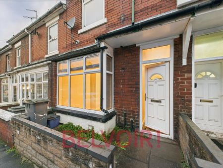 3 bedroom terraced house to rent - Photo 3