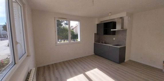 Location Appartement 1 pièce 24m² PALAISEAU 91120 - Photo 2